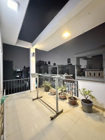 Nhà vuông shr 3 tầng hxh 141m2  thạnh lộc 15 quận 12 ss 6840908
