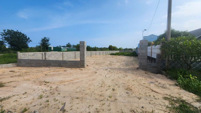 Bán 16.5m đất mặt tiền lý thái tổ - tân tiến - lagi gần 6842107