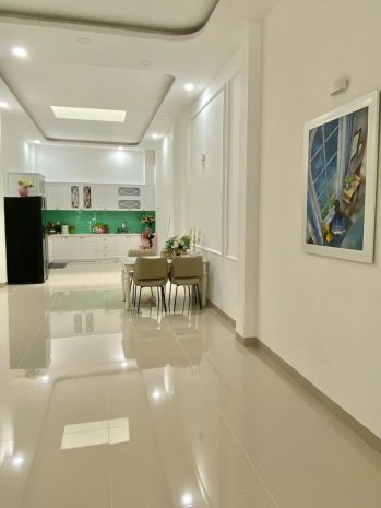 Bán nhà mặt tiền trịnh phong , nha trang 
diện tích 81m 6842235