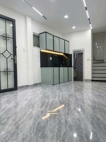 Nhà mới 2 lầu hẻm thông nguyễn duy p. chánh hưng full nội 6842343