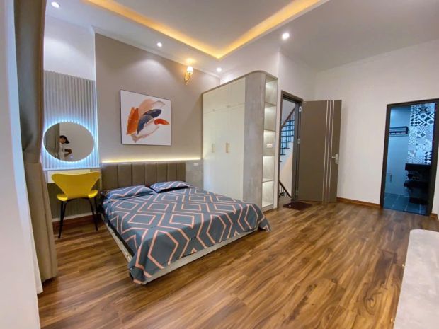 Bán phân lô, kinh doanh, ô tô, ngõ thông phố thái hà 40m 5 6842358