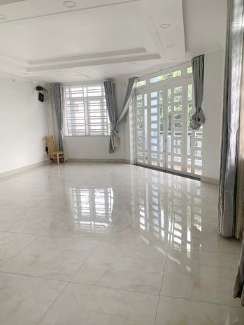 Nhà góc 5 tầng 8.5x22m kdc bến lức- bình điền p7q8. giá: 6842445