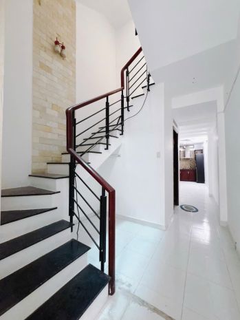 Đoàn văn bơ xóm chiếu

căn hộ dịch vụ 

dòng tiền 999 6842670