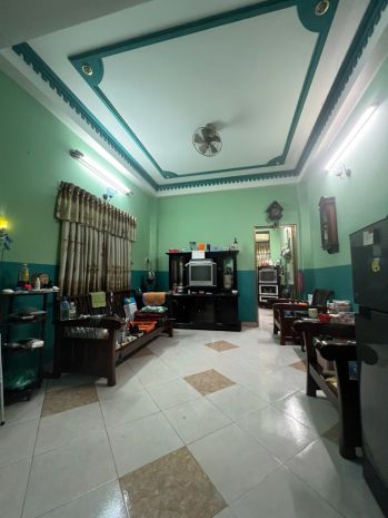 Bán nhà mặt tiền kinh doanh 5 tầng bến bình đông 4x20 chỉ 6843053