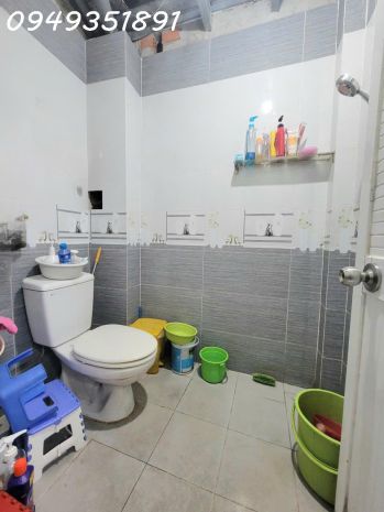 Nhà chdv 104m2 ngang 5m 2tầng shr hoàn công đủ giá 9,95 tỷ 6843317