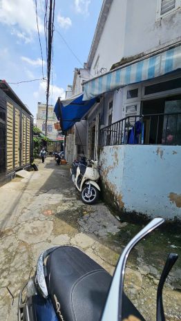 Khó tin nhưng thật dt khủng long giá tí hon 81m sát aeon tp 6843370