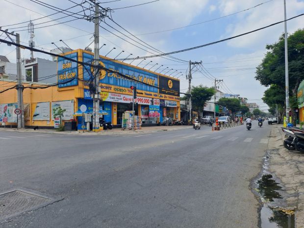 Bán nhà mặt tiền 15x40m giá 32,5 tỷ đường dương thị mười 6844498