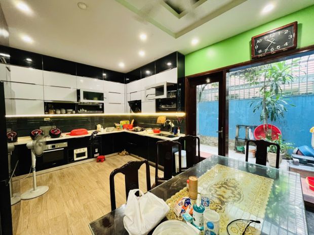 Bán biệt thự kđt dịch vọng, cầu giấy, 103m x 4t, 2 thoáng 6844725
