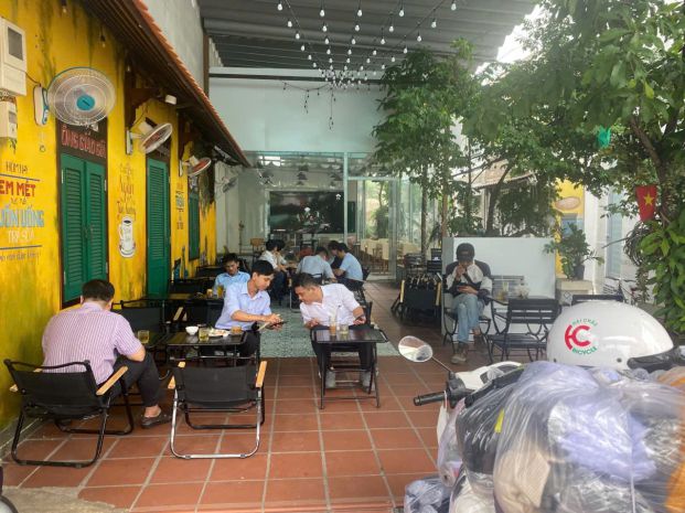 Mặt bằng đẹp- giá tốt - sang nhanh mặt bằng vị trí tại bờ 6844752
