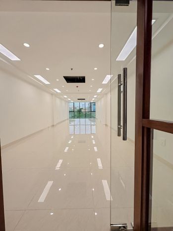 Mặt phố nguyễn khang - tòa vp 8 tầng - 80m² - vỉa hè - view 6844961