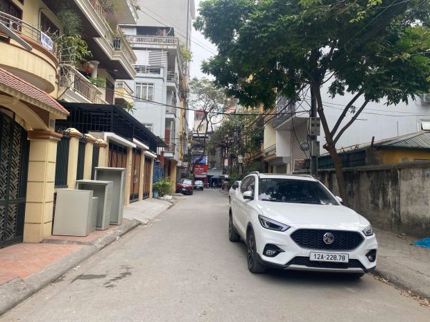 Ban nha phân lô ôtô tranh-ngo 19 kim đông 62m 6846346
