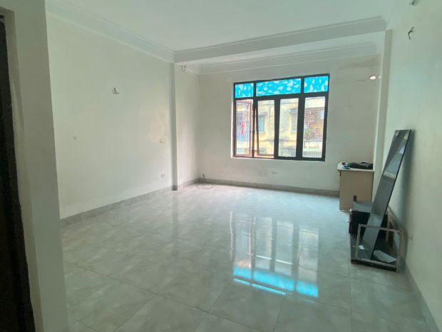 Cho thuê nhà phân lô đền lừ, 6 tầng x 40m2, 17 triệu vp, 6846447