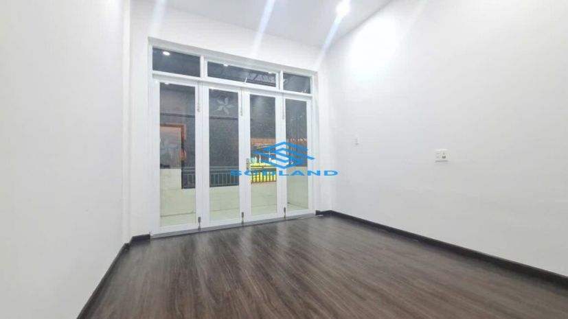 Bán nhà đẹp 2 tầng mặt tiền trần nguyên hãn  nha trang 6846636