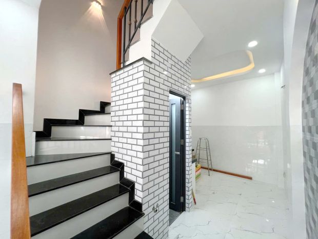 Nhà mới xây 2lầust hxh âu dương lân p3q8 6847007