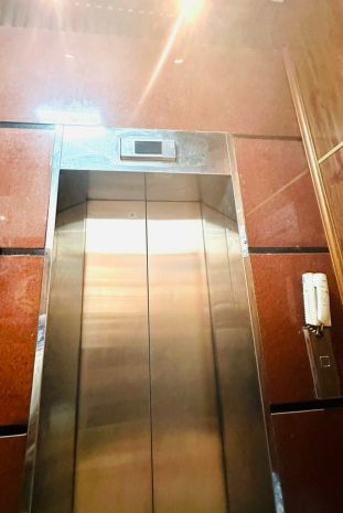 Cho thuê nhà hàng, vp, kd, 97m2_ 5t vỉa hè, trần nhân 6847930