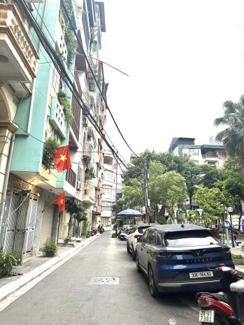 Ban nha ô tô tranh phô hoang ngân 50m2 5tâng mt 4m 6849473