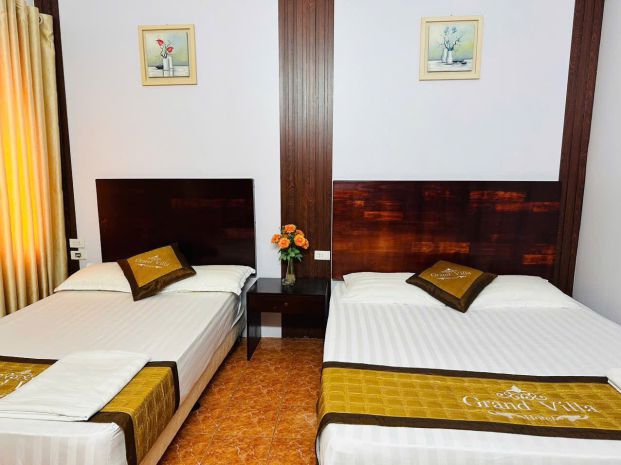 Ban nha ô tô tranh phô hoang ngân 50m2 5tâng mt 4m 6849478