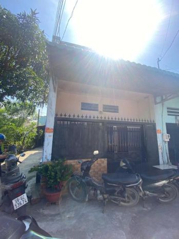 Nhà vi bằng ô tô tới nhà 4x9 1 lửng chỉ 1,35 tỷ 6850220