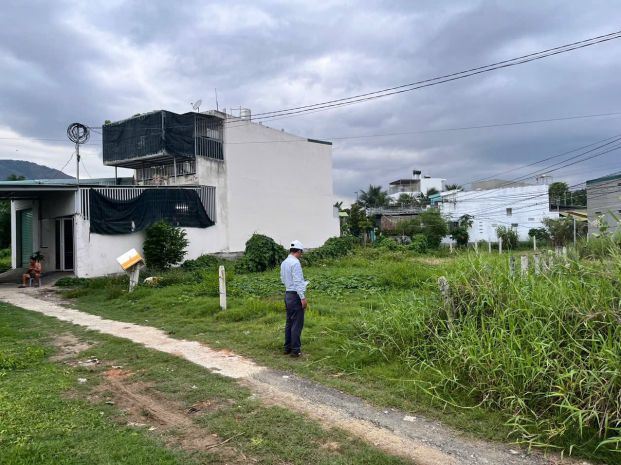 Bán 2 lô đất liền kề full thổ cư  vĩnh hiệp, tp. nha trang 6850478