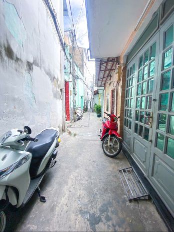Chính chủ bán nhà nhỏ dt 3,3 x 3,5, sổ hồng riêng, q.11 6850789