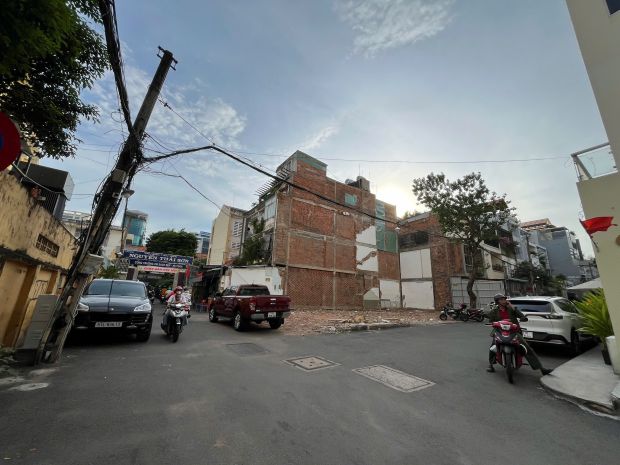 Bán đất góc 2 mặt hxh hai bà trưng, 240m² quận 3 6851077