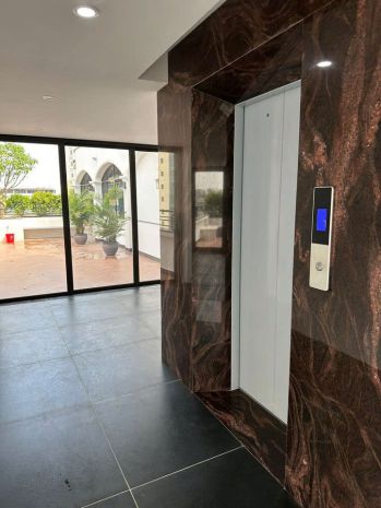 Cho thuê nhà lô góc, mới, duy tân, thang máy vỉa hè 122m2* 6851175