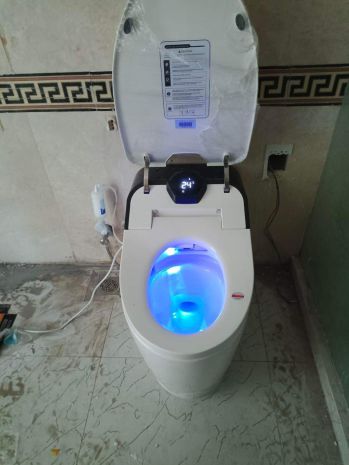 Cho thuê nhà mới, căn góc , thang máy,vỉa hè, 118m2- 4t, 6851206