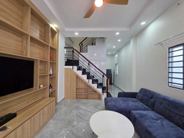Căn góc 2 mặt tiền lô nhì đường trần xuân soạn, quận 7 6851666