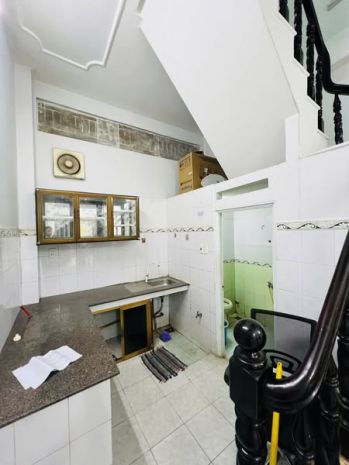 Nhà  mặt tiền nghĩa hoà phuong 6 quận tân bình cũ. 6851964