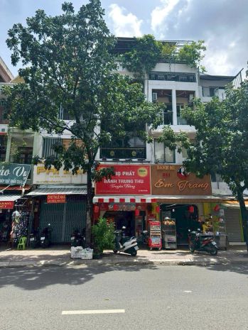 Bán nhà mặt tiền 225 lý chính thắng, p. võ thị sáu, quận 3 6852721