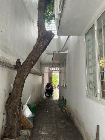 Chính chủ bán hxh võ thị sáu, p.tân định, q.1: dt 6853197
