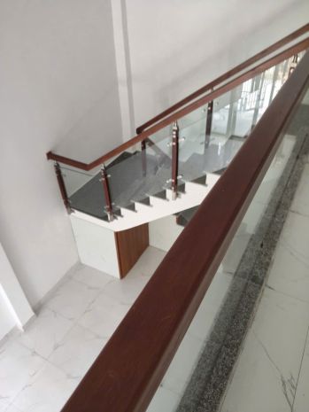 Bán nhà gác lửng đúc 62m2, 3pn  kiệt ôtô tô hiệu, hòa 6855044
