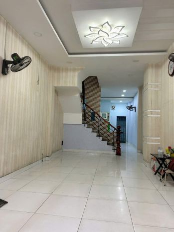 Nhà 4 tầng ngay chợ rạch ông p2 q8 , giá : 12 tỷ tl 6855366
