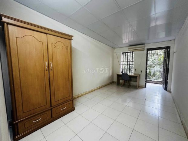 Kịch độc chỉ 5 triệu có ngay căn hộ tập thể tầng 5 nghĩa đô 6855887