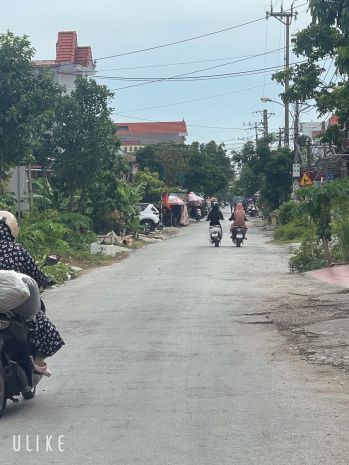 4.5 tỷ 178m2 mặt đường 10m tân thành dương kinh zalo 6857021