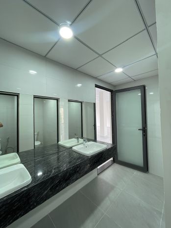 Cho thuê nhà mặt tiền nguyên căn đường lê đinh thám giao 6857333