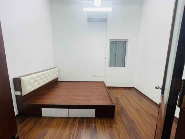 Hoàng văn thái cách 1 nhà ra phố - thoáng 2 mặt 43m2 4 tầng 6857774