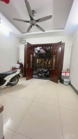 Dương quảng hàm nhà rất đẹp ngõ thông ôtô - 40m2 6 tầng mặt 6857803
