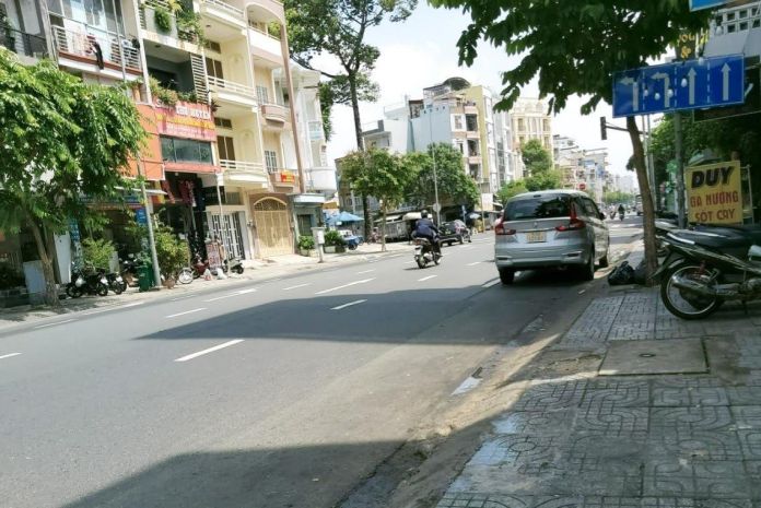 Bán nhà hẻm xe hơi một trục nguyễn thái sơn phường 5 gò vấp 6857858