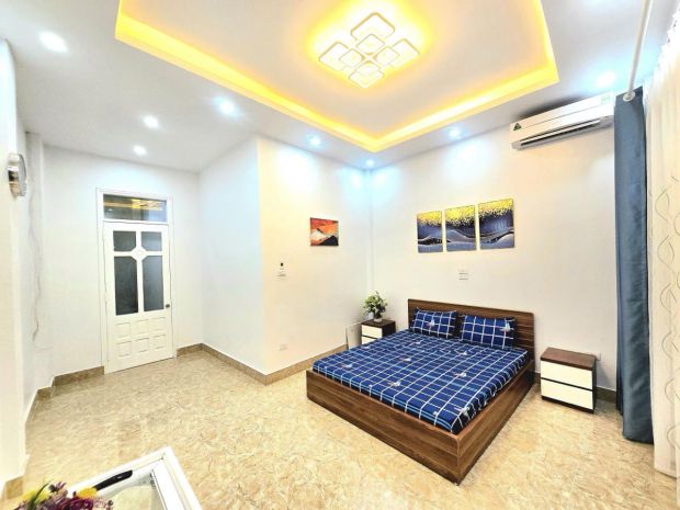 Bán  nhà đường láng đống đa mới ở ngay dt 45m 6t 13.5 tỷ 6857943