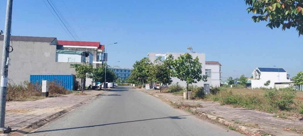 Ngay trung tâm thủ dầu một sổ hồng riêng hỗ trợ đến 70 6858282