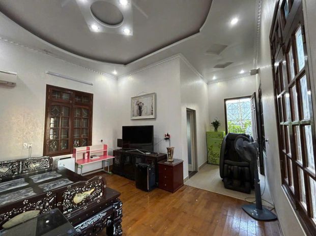 Chính chủ cần bán căn nhà mặt đường 157 đông khê,  ngô 6858337