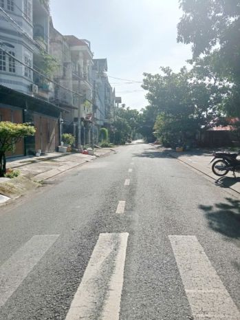 Nhà mặt tiền đường số 2 kdc bình hưng ngay bx q8 6858487