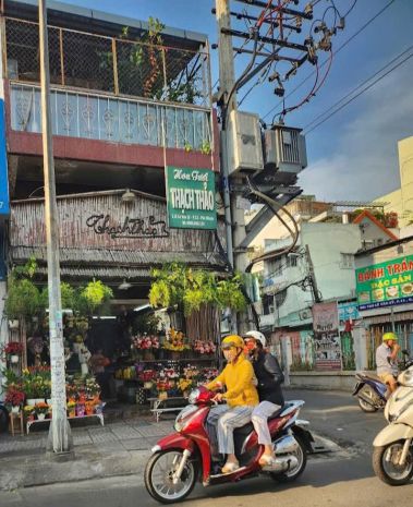 Bán nhà góc 2 mặt tiền lê văn sỹ, phường 13, q phú nhuận 6858684