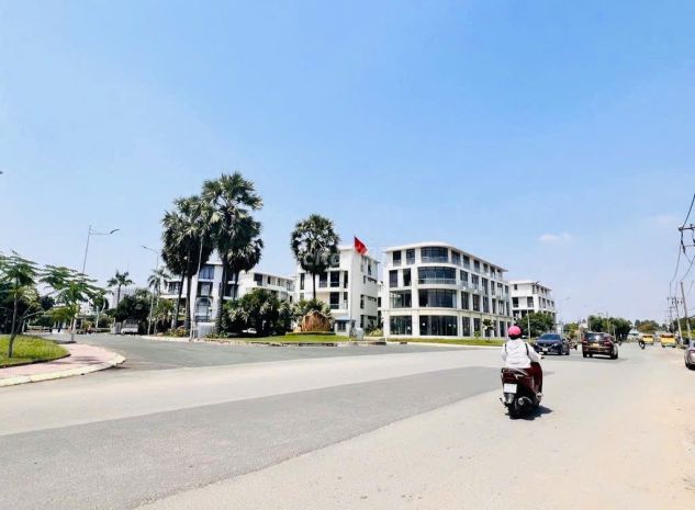 Đất đẹp phân lô đ.bưng ông thoàn  phú hữu, tp. thủ đức 6858746