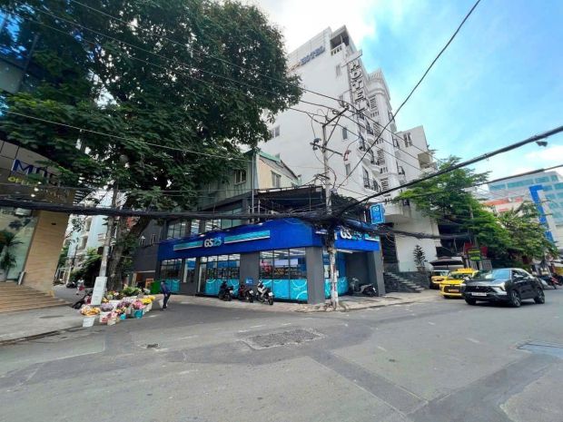 Bán nhà siêu vị trí . mặt tiền khu sân bay tsn 6x24m, 2 tầng 6858801