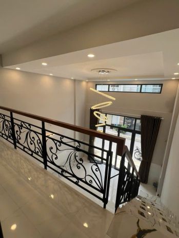 Mặt tiền kinh doanh 
tân mỹ phú mỹ hưng q7
ngang 5 dài 10 6859436