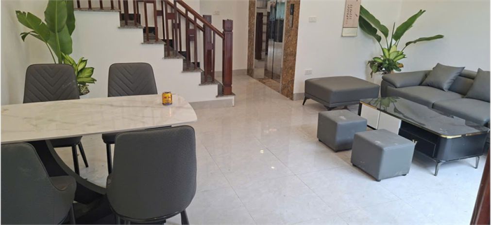 Bán nhà thạch bàn long biên  6 tầng thang máy  lô góc 6859929
