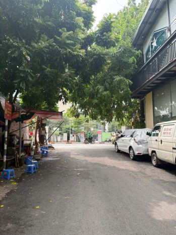 Bán đất có sẵn nhà cấp 4 - vị trí đẹp - khu phân lô vip - 6860309