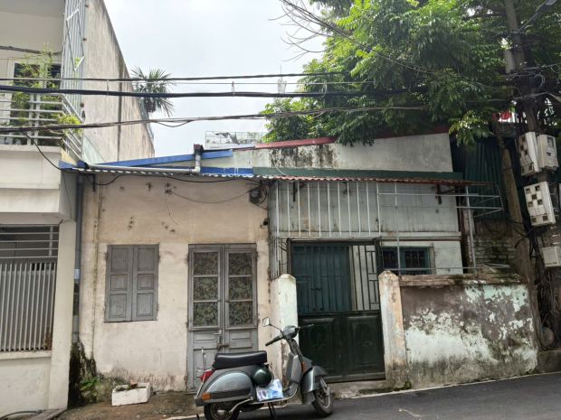 Bán đất có sẵn nhà cấp 4 - vị trí đẹp - khu phân lô vip - 6860311